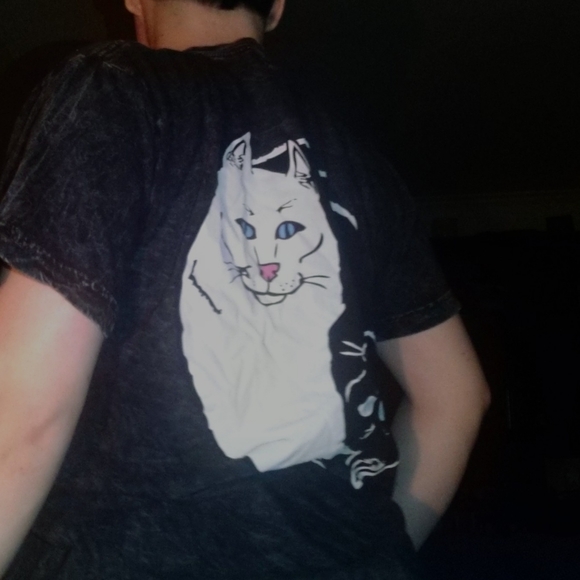 Rip n' Dip T shirt - Picture 3 of 4